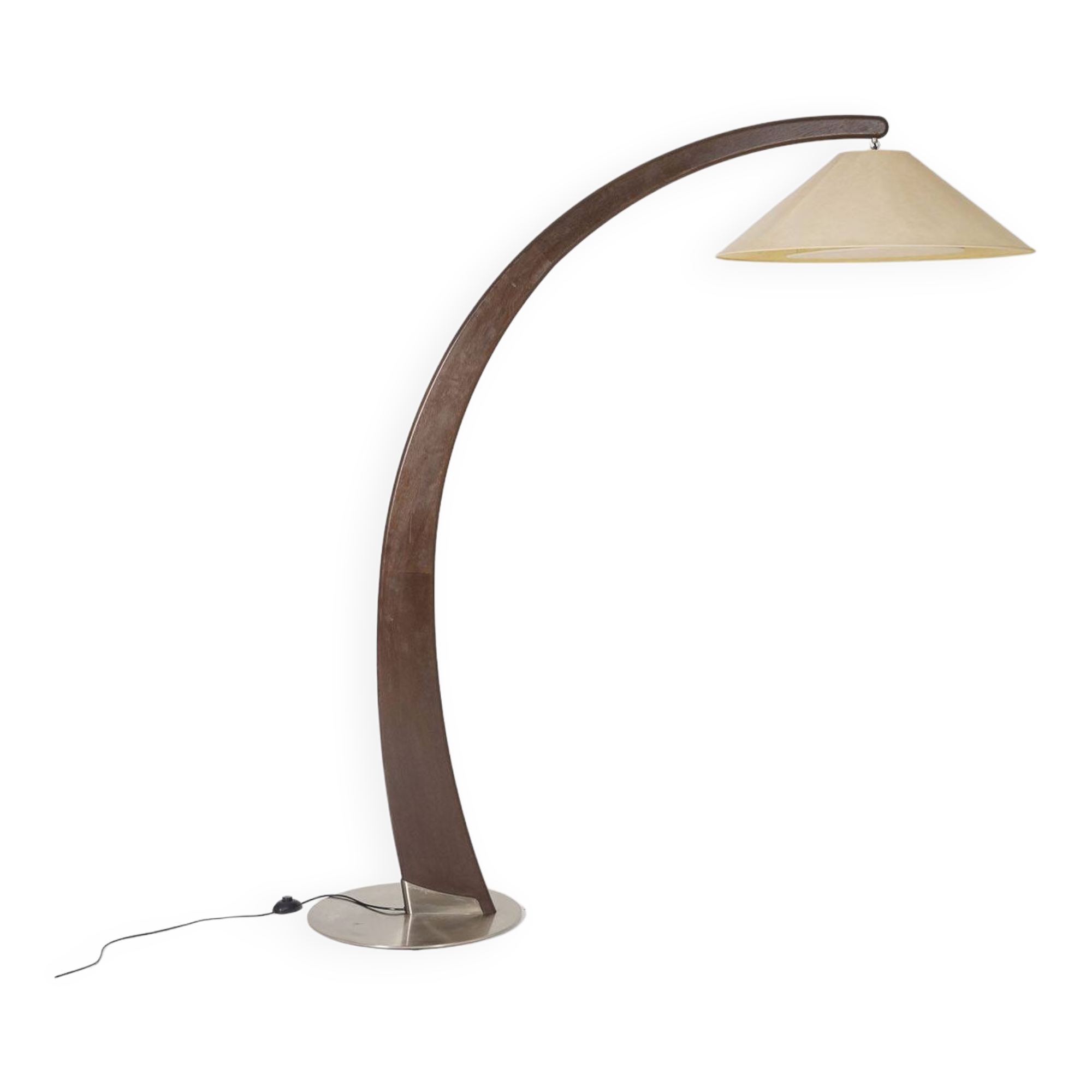 Natuzzi Salotti wooden floor lamp