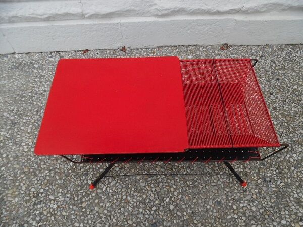 Scoubidou coffee table