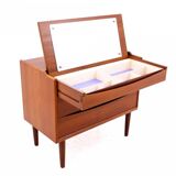 Dressing table, Danish design, 1960s. After renovation.
