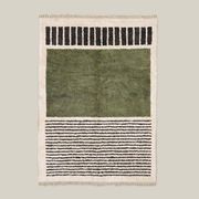 Handmade green and white Beni Ourain rug, size 1.4/2.6 m.