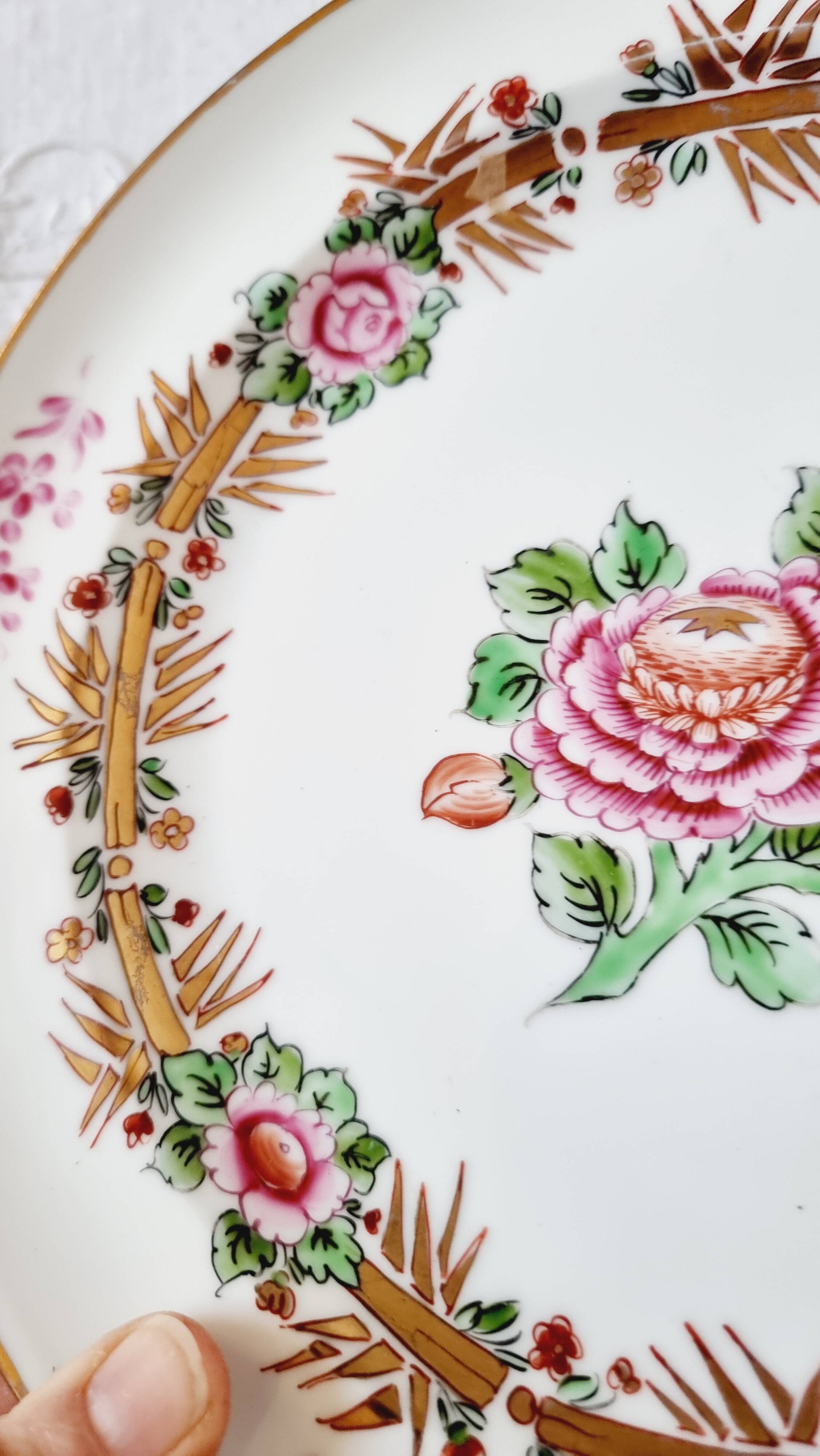 Porcelain plate from Limoges hand-decorated by A. Lanternier, from