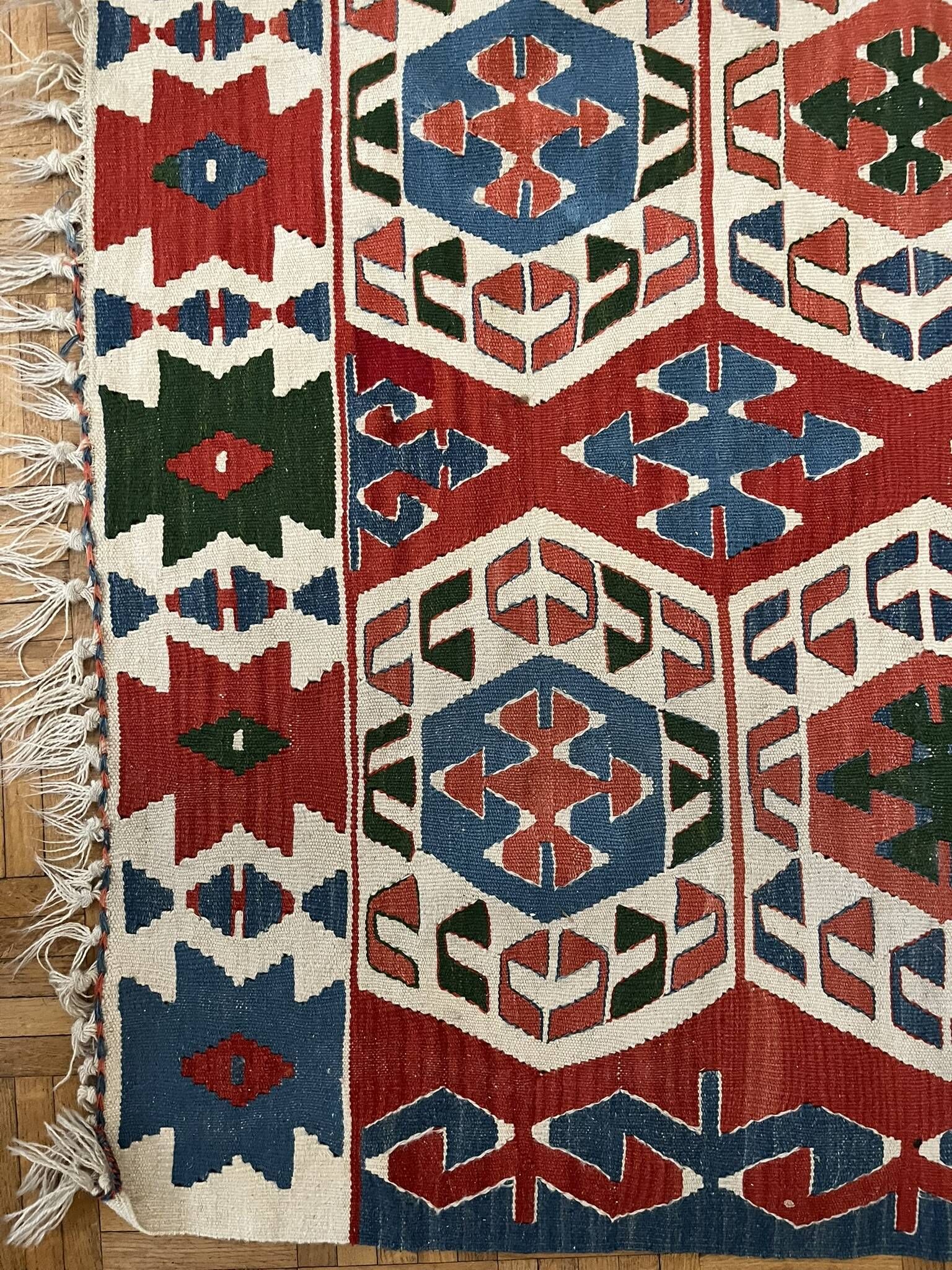 Ancient Turkish Kilim rug handwoven – geometric patterns 98x96 cm