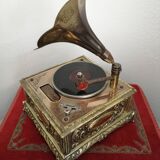 Musical phonogram and lighter