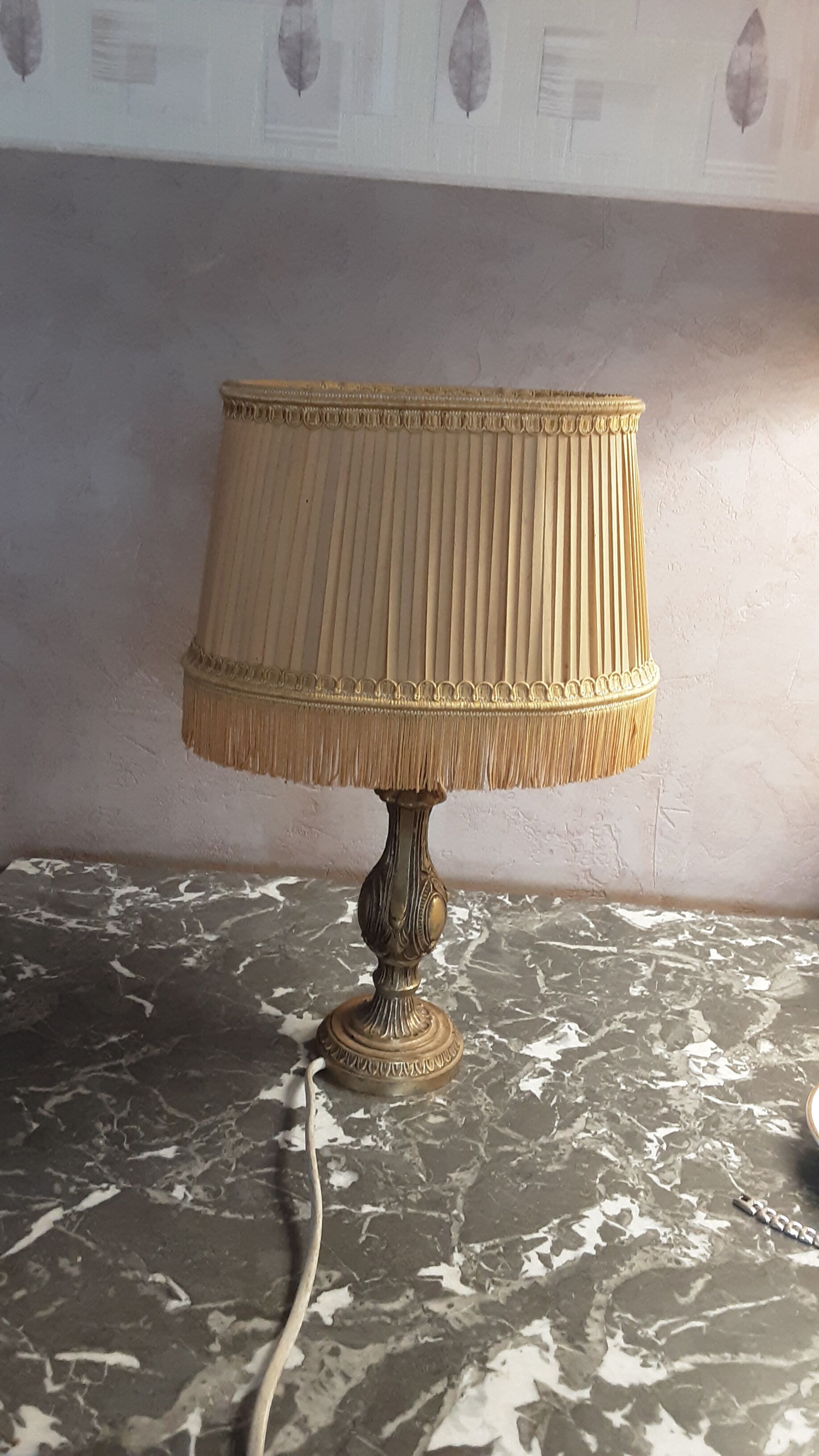 Bronze foot bedside lamp - old