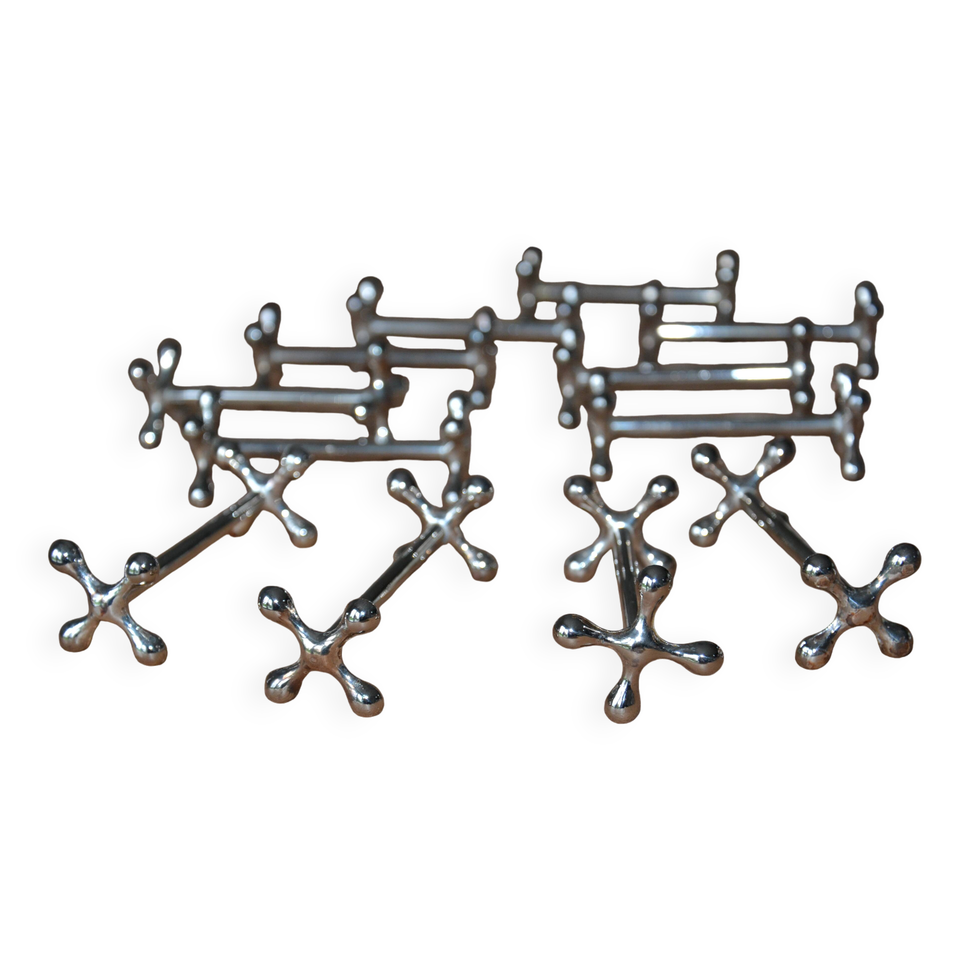 12 silver metal knife holders