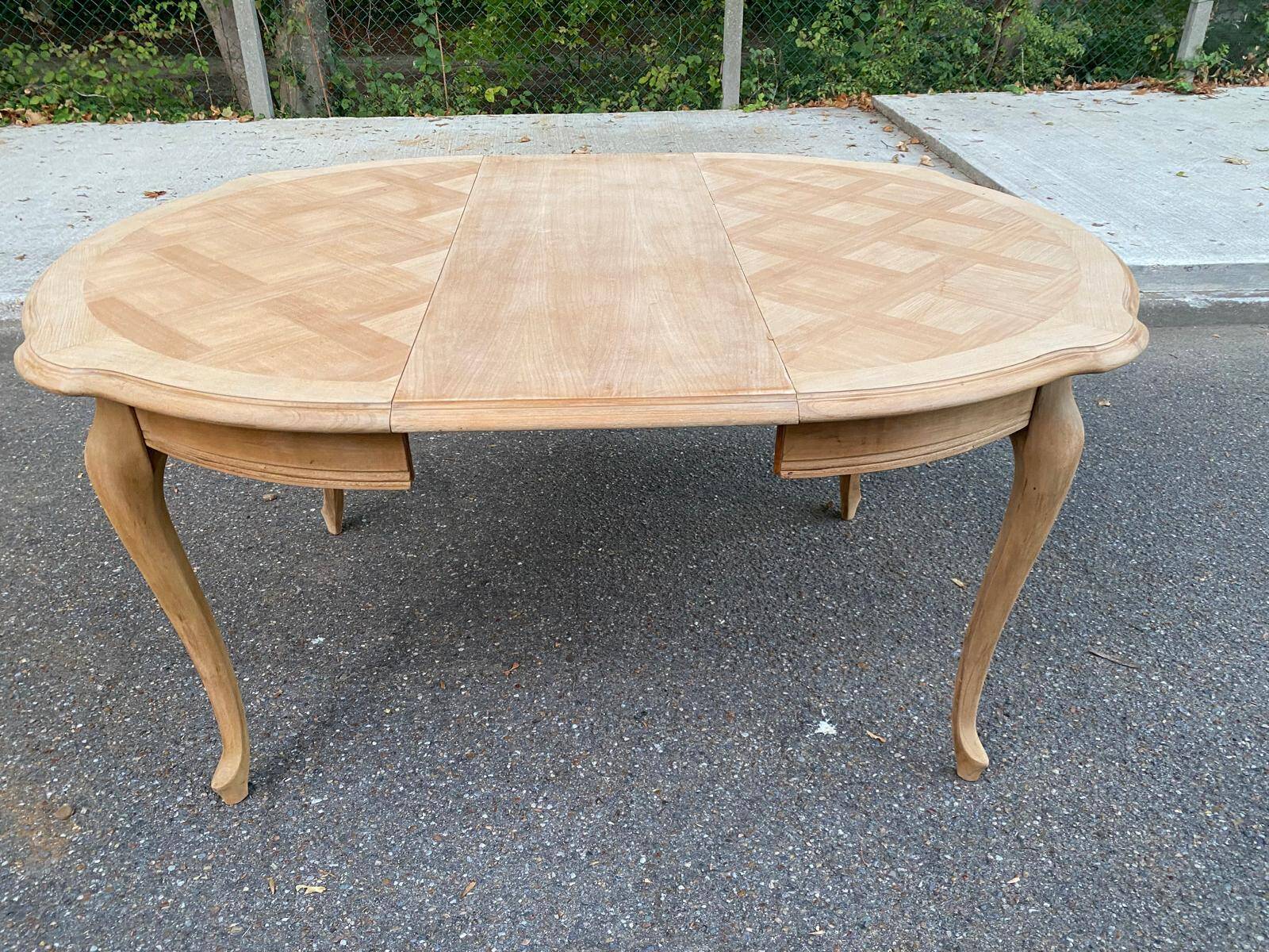 Round extendable dining table Louis XV stripped in solid cherry wood 1960