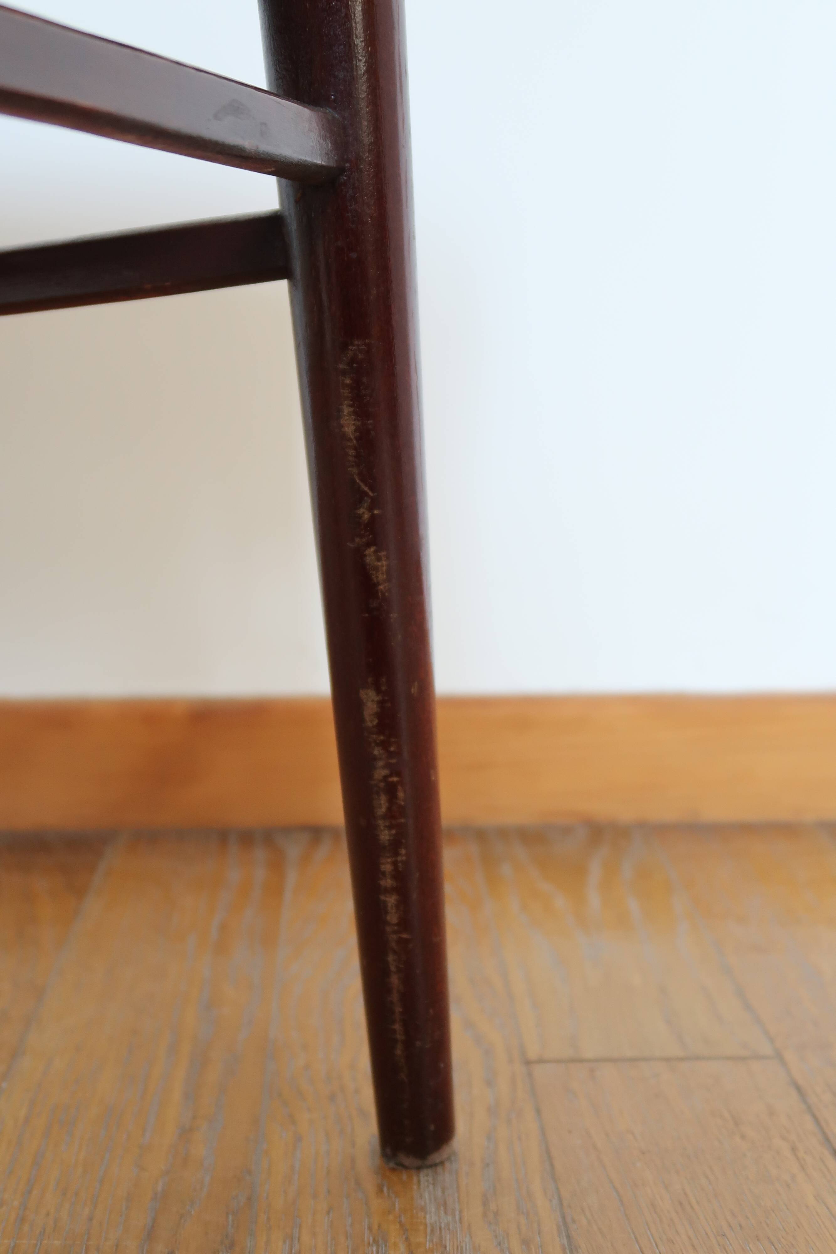 6 Scandinavian chairs skaï white