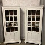 Pair of Parisian showcases