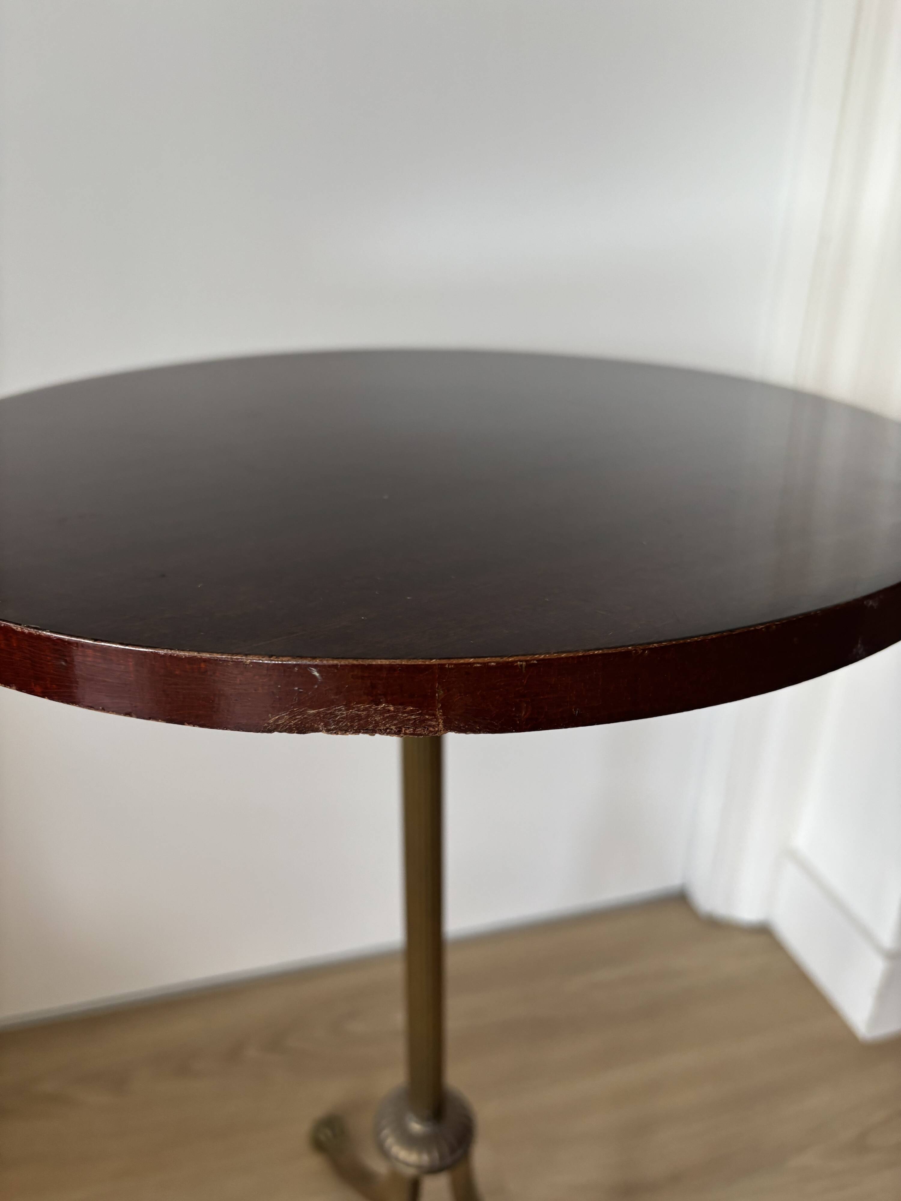 Neoclassical style guéridon,