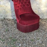 Red velvet toad chair