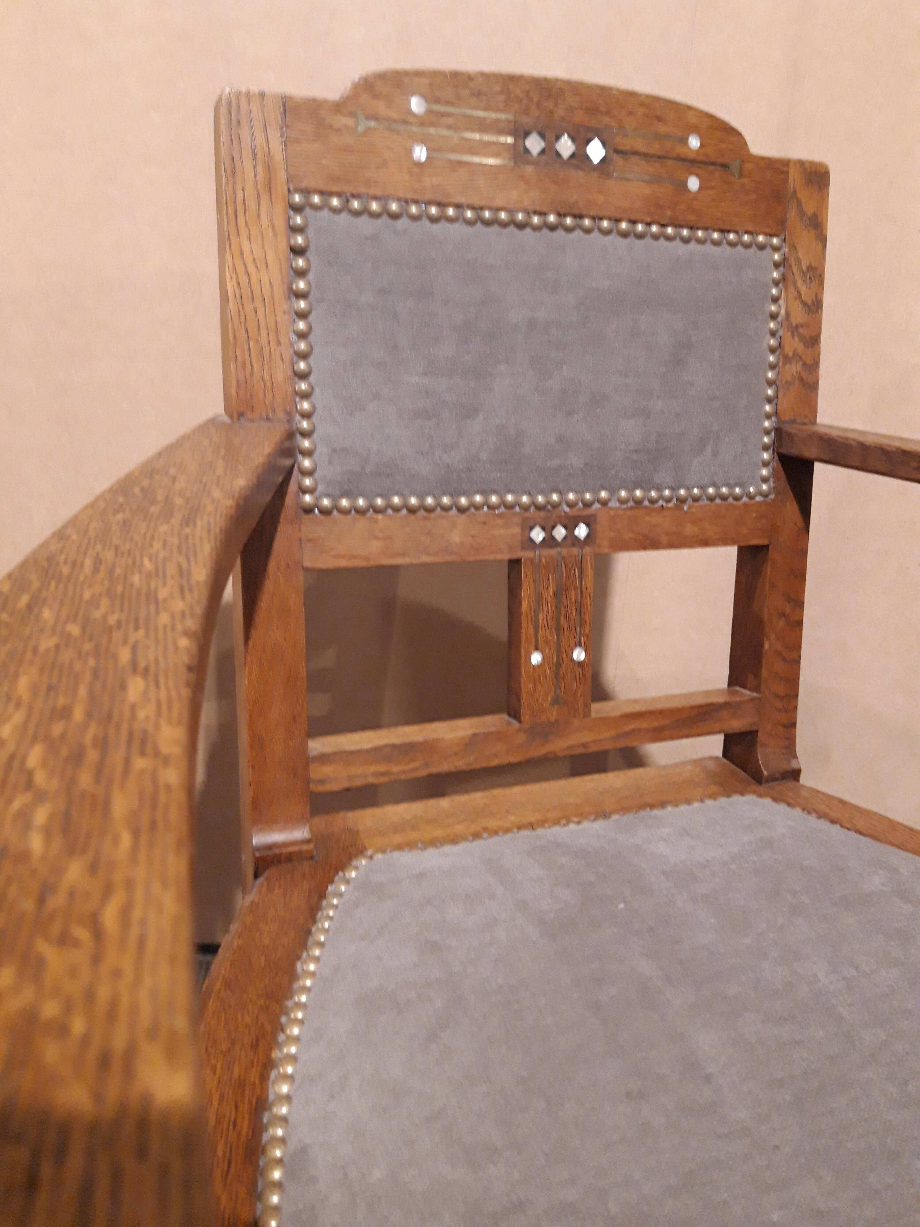Paire d'anciens fauteuils Arts and Crafts