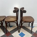 Ensemble de 4 chaises de bistrot .