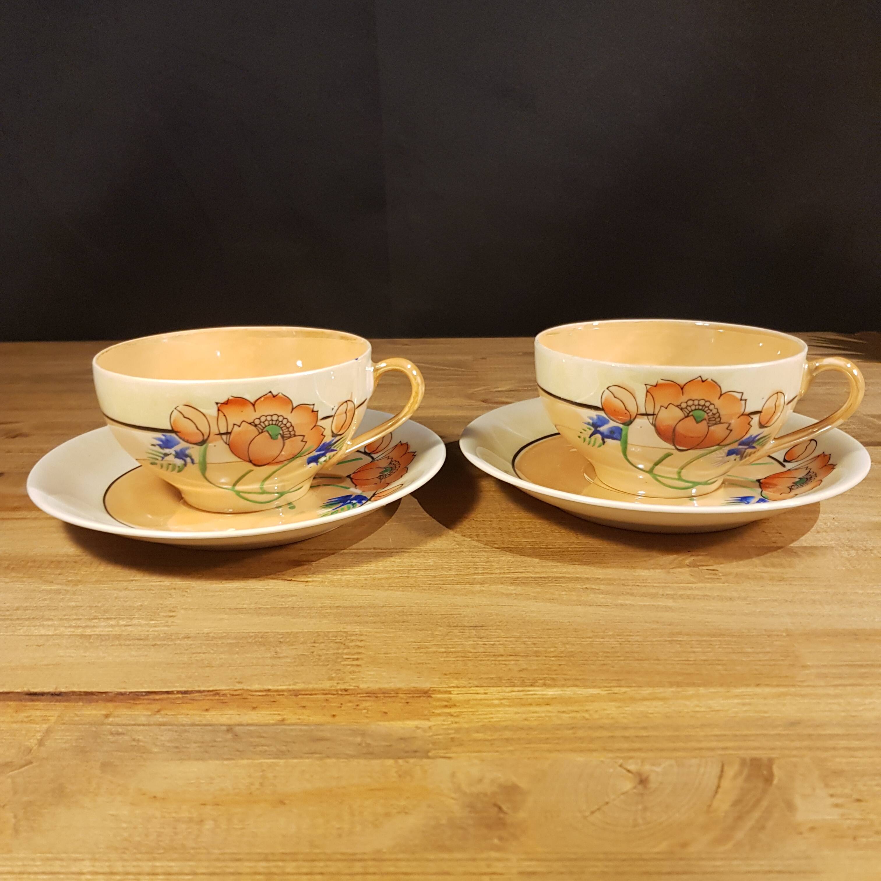 Duo of Japanese tea cups