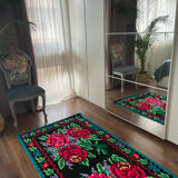 Moldavian carpet with roses made by hand colorful design