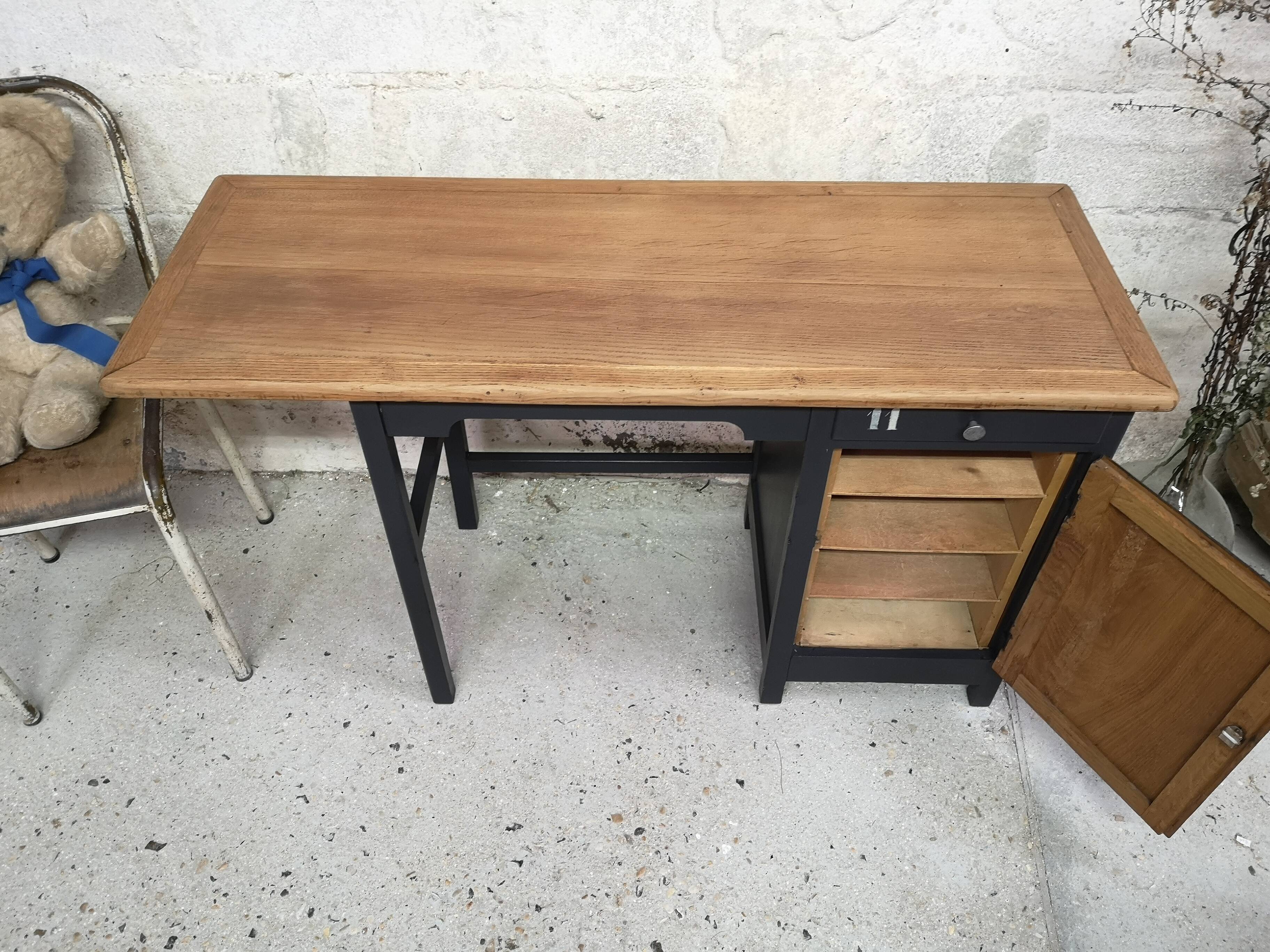 Office administration furniture of patina trade 50s