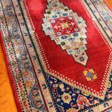 Vintage Sinkiang rug 224 cm x 136 cm