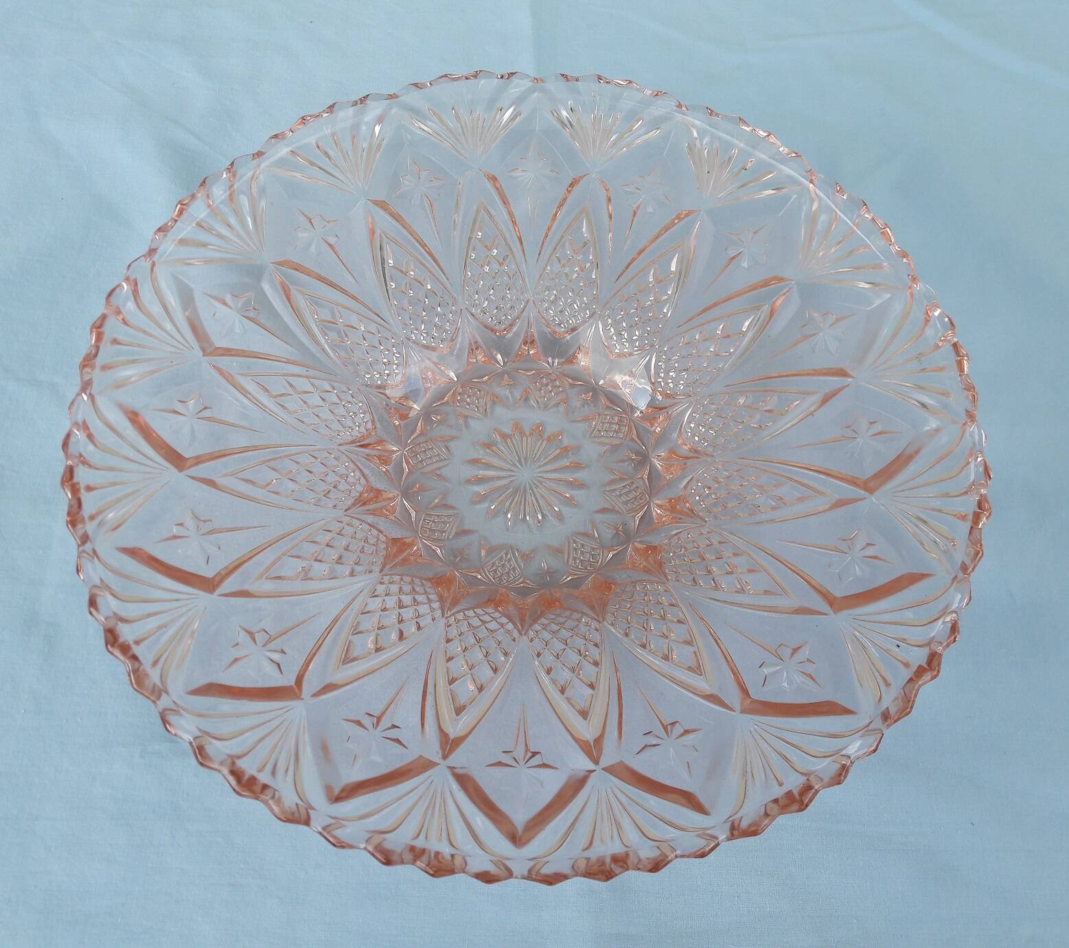 Cut glass bowl