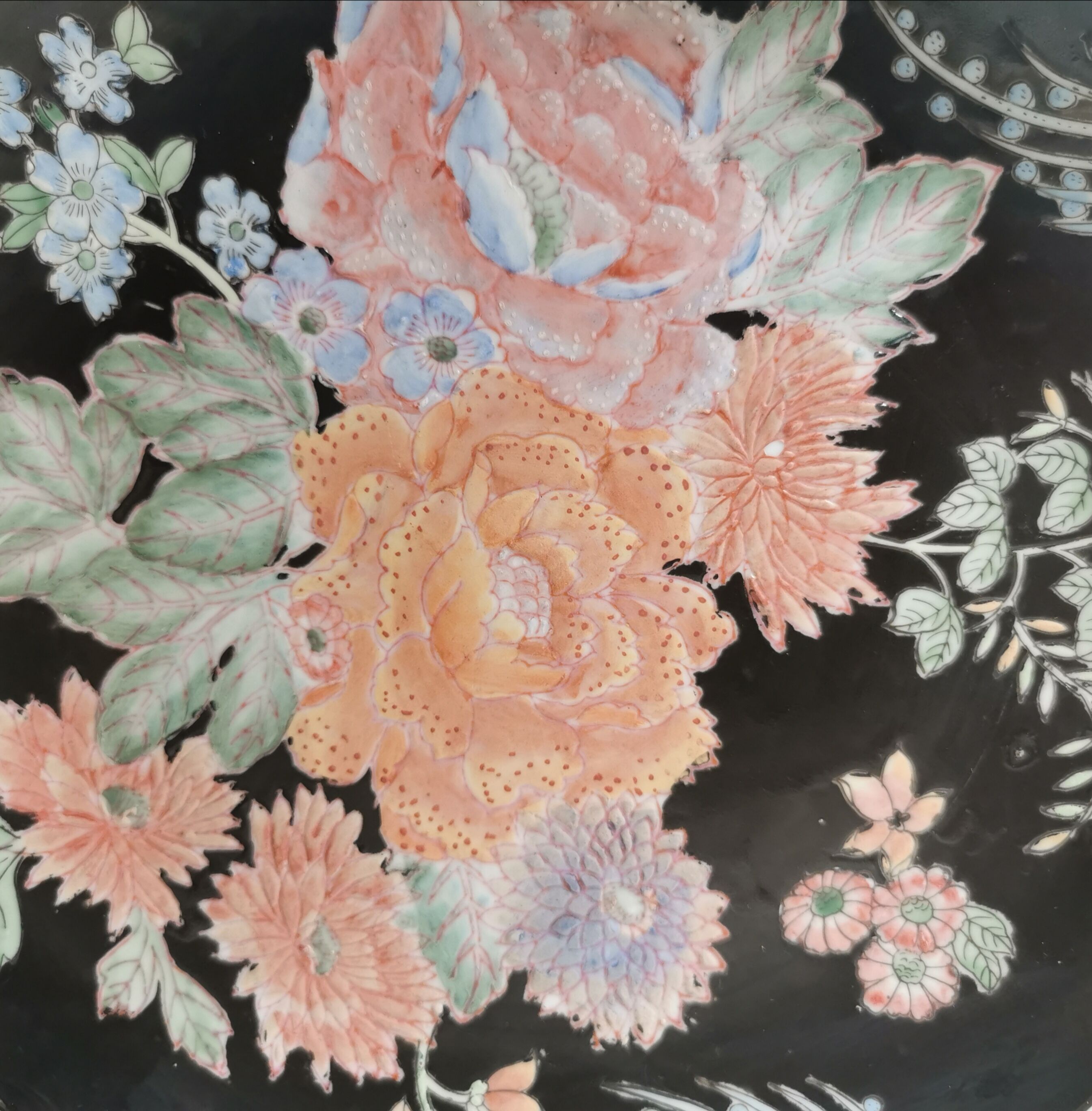 Chinese flower plate