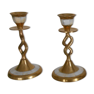 Pair of candlesticks in brass and mother-of-Pearl