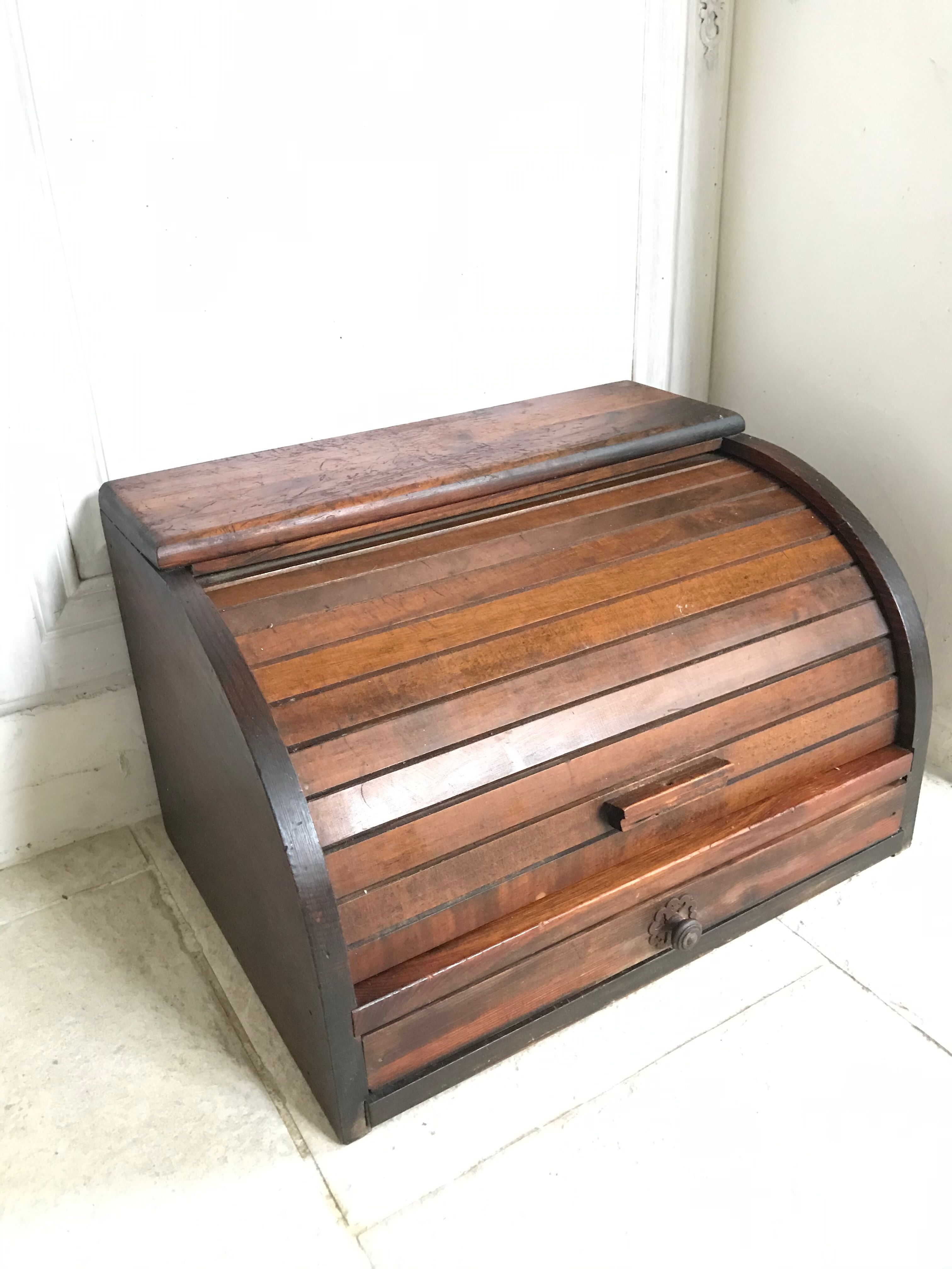 Vintage wooden curtain box