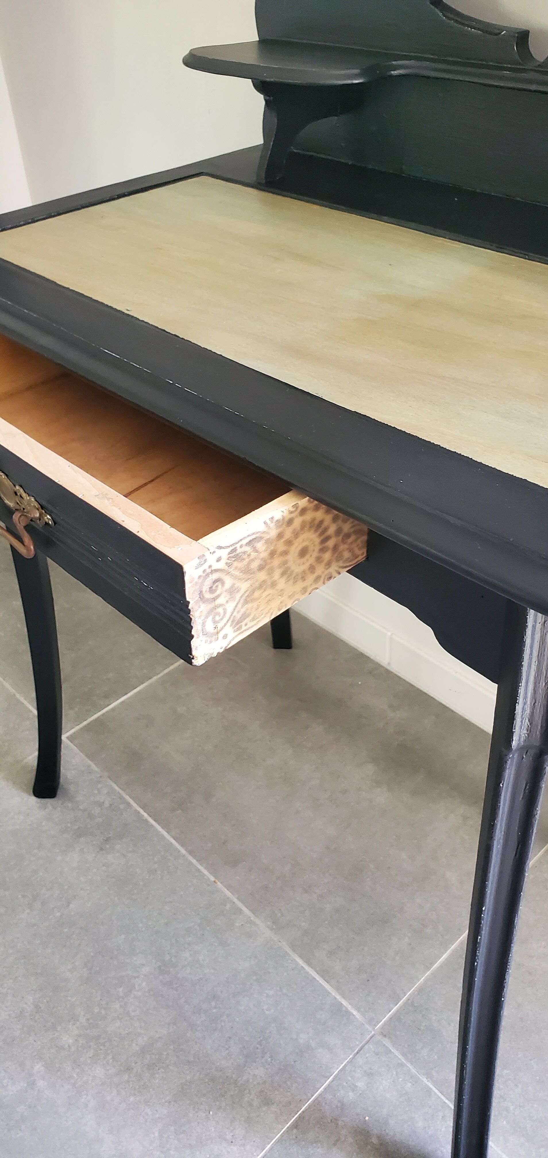 Dressing table black patina