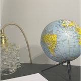 Globe Terrestre Girard and Barrère