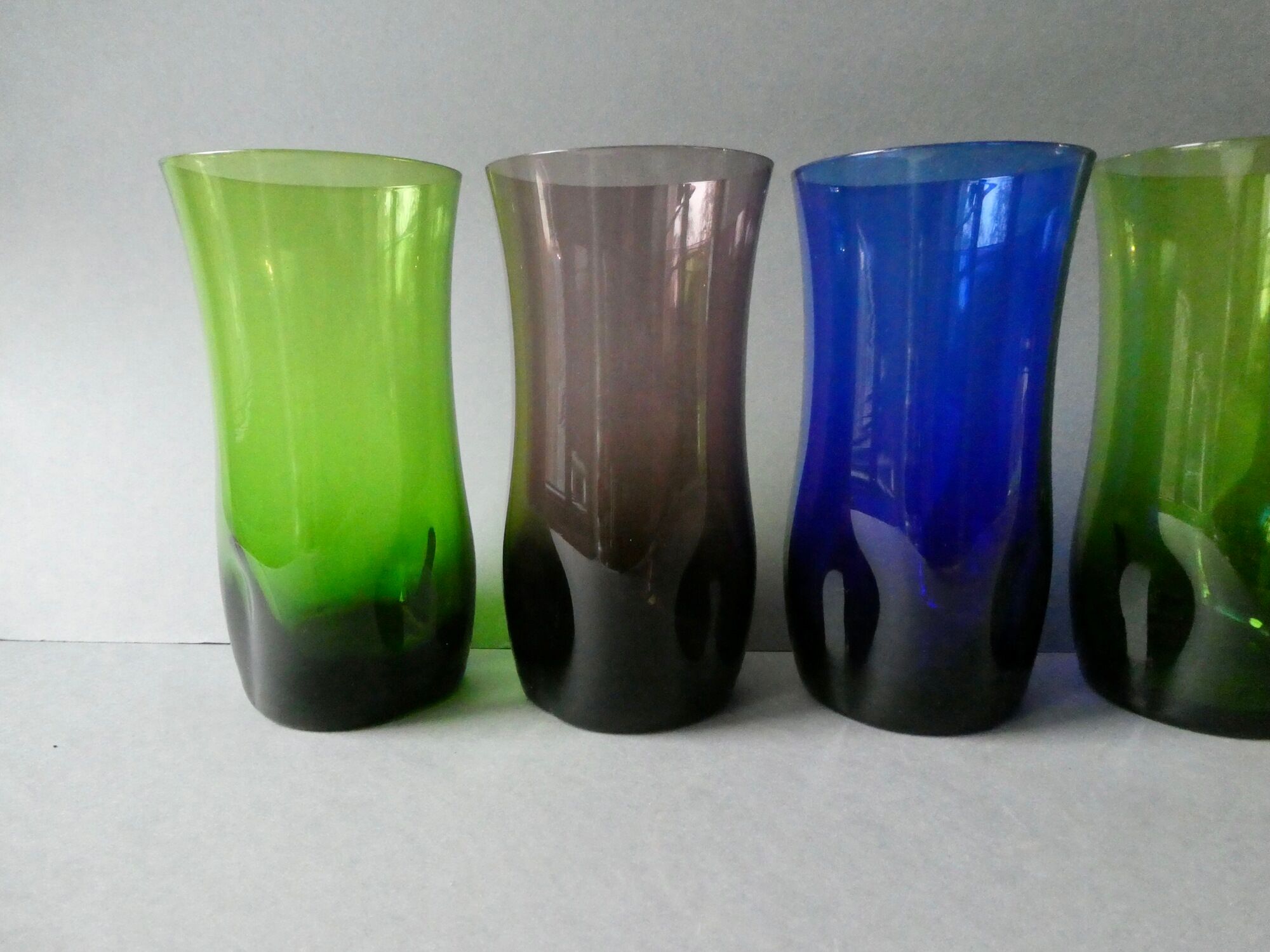6 blown and pinched glass glasses from the 50s and 60s