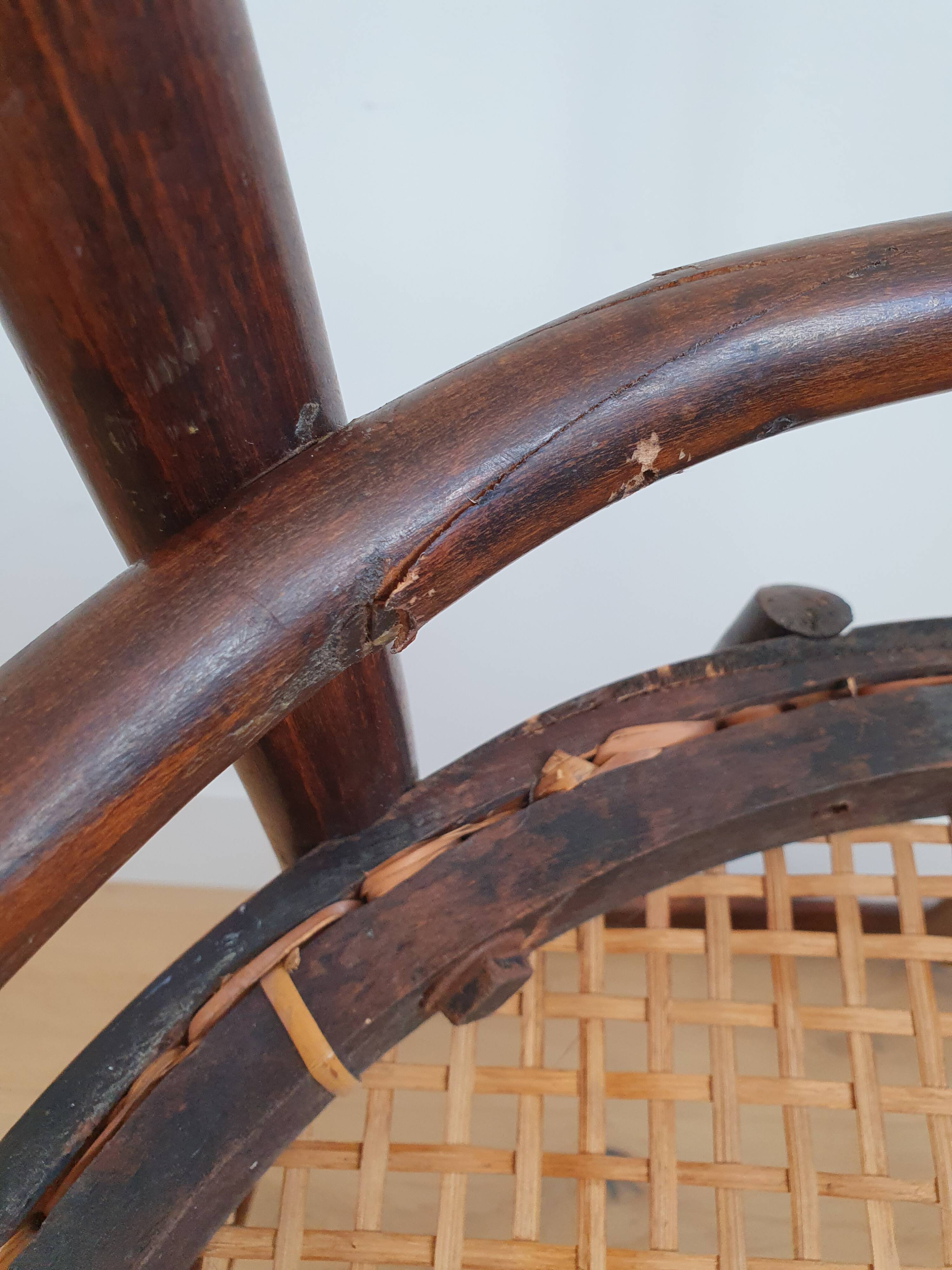 Thonet armchair in curved wood and canework