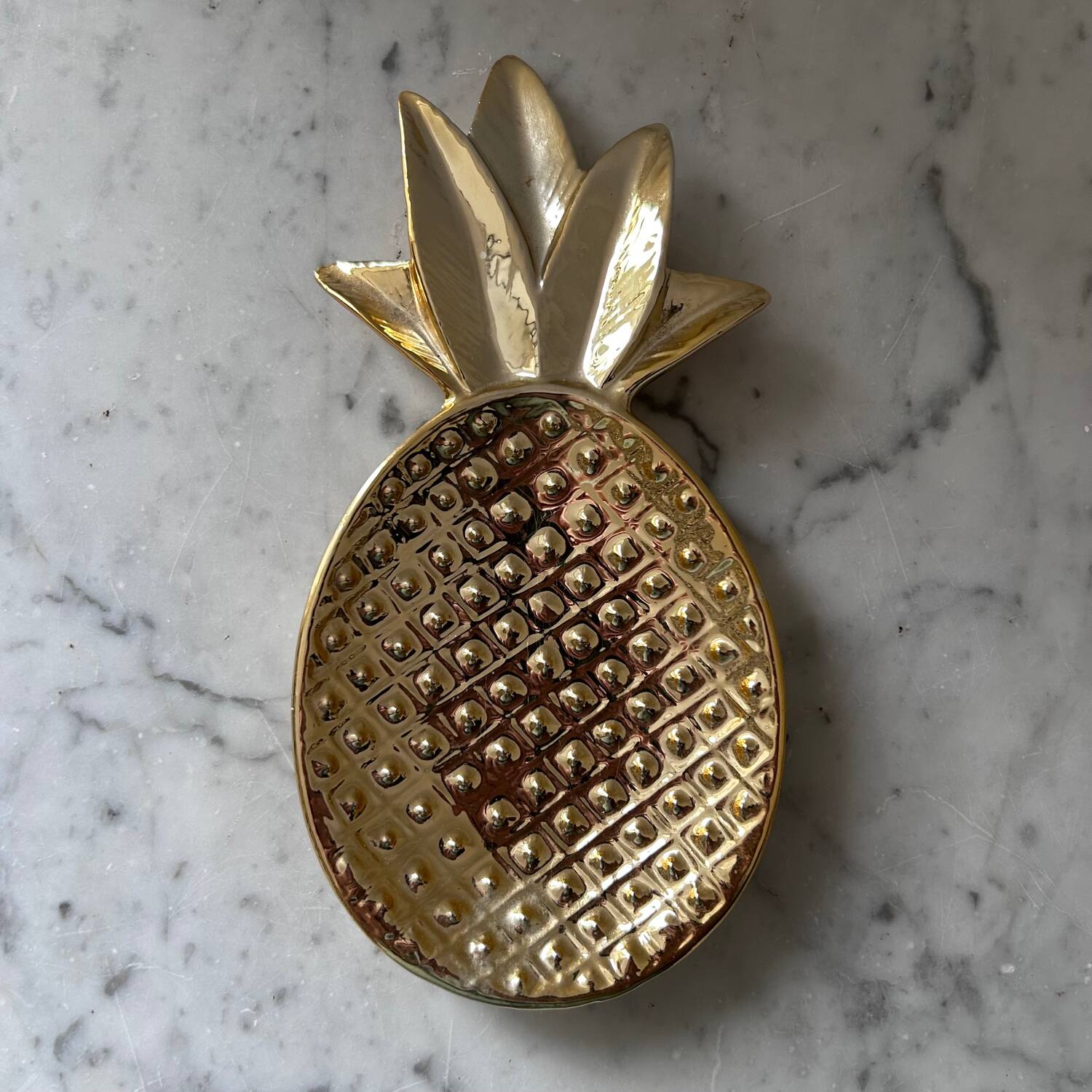 Golden pineapple catchall