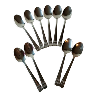 Lot 10 stainless steel dessert spoons