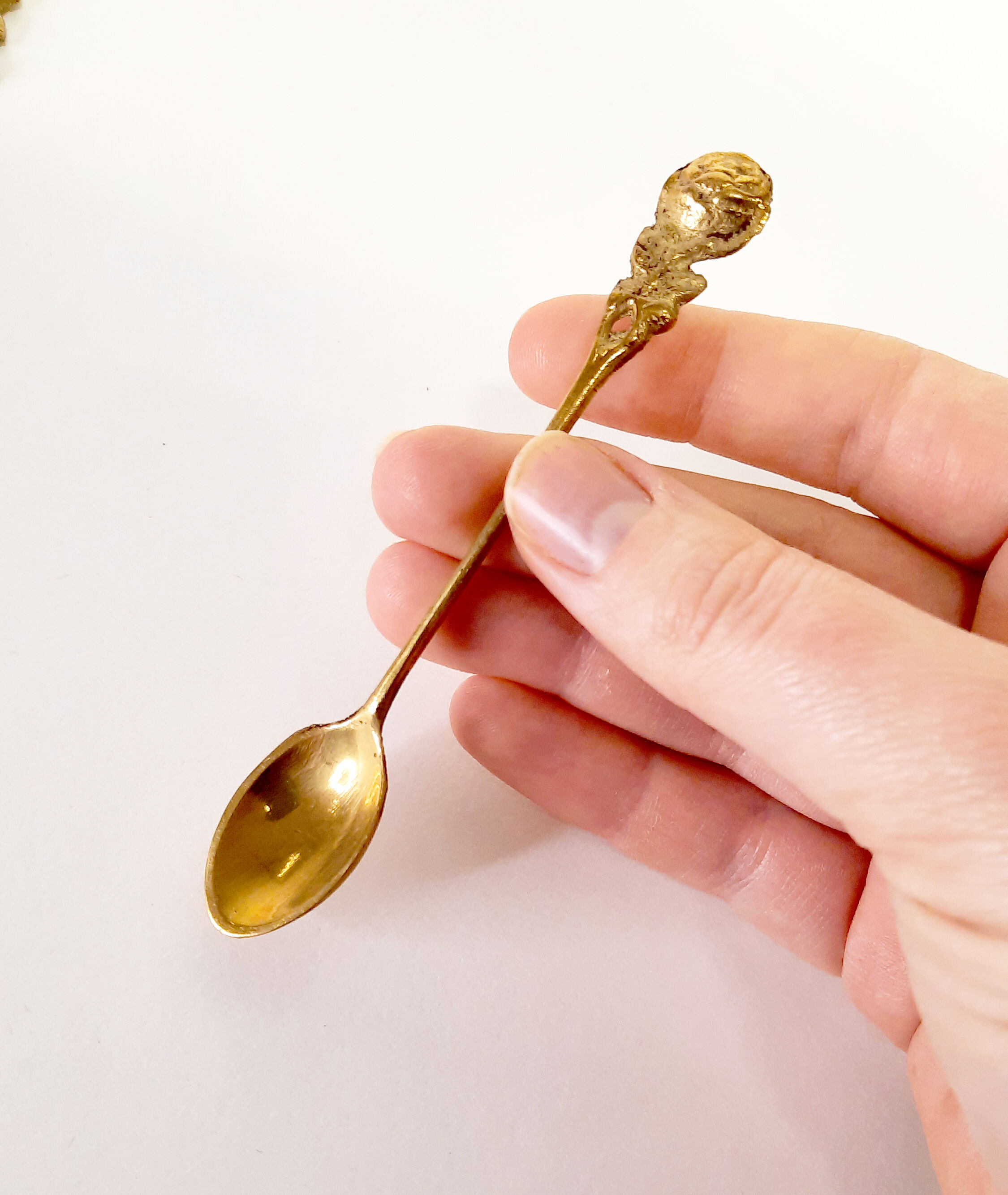 Lot small brass spoons