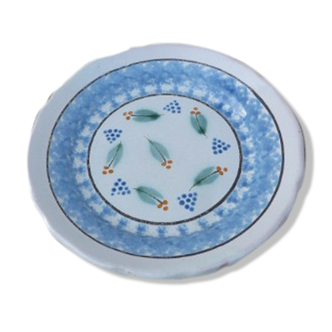 Assiette cul noir  XVIII /XIXeme faience Rouen Forges les Eaux