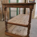 Old drapier table