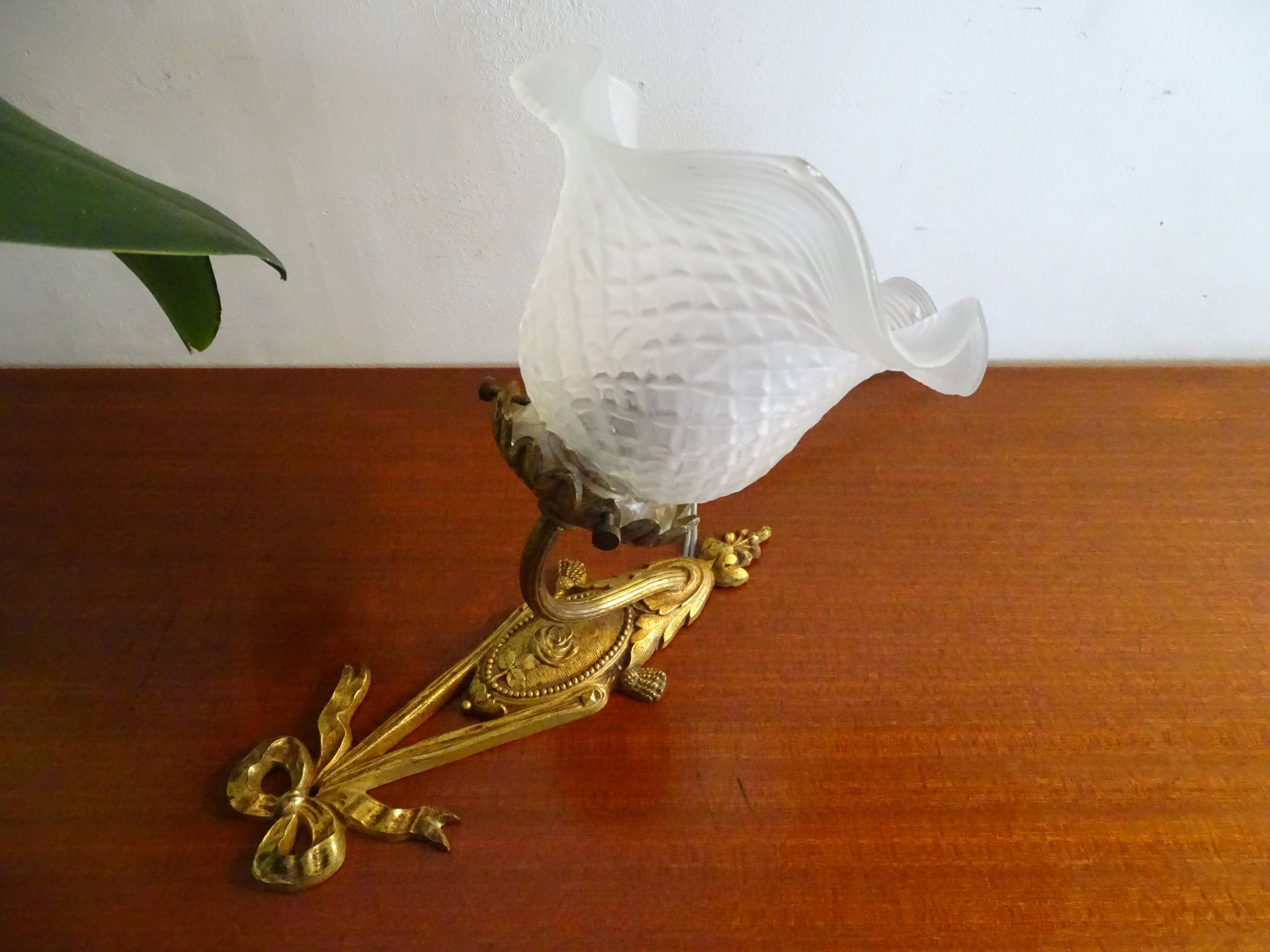 Applique bronze et tulipe fleur ancienne Art déco