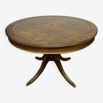 Empire style round table "Lion's Paws"