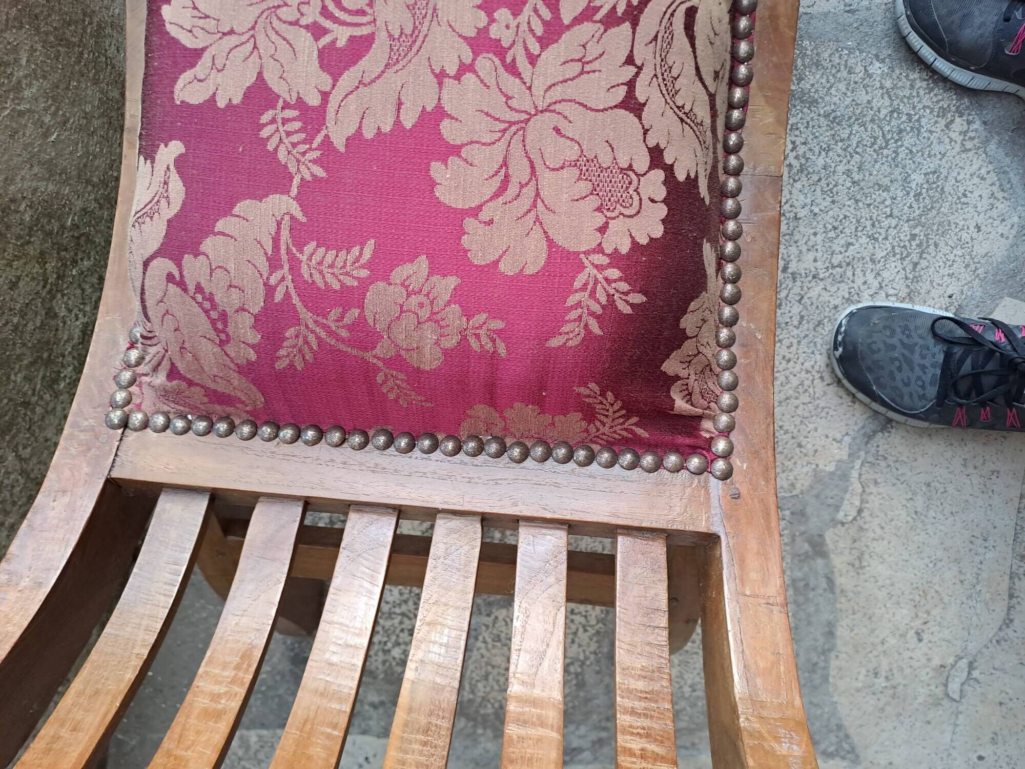 CURULE seat in antique Roman style, restored in teak wood and jacquard satin fabric