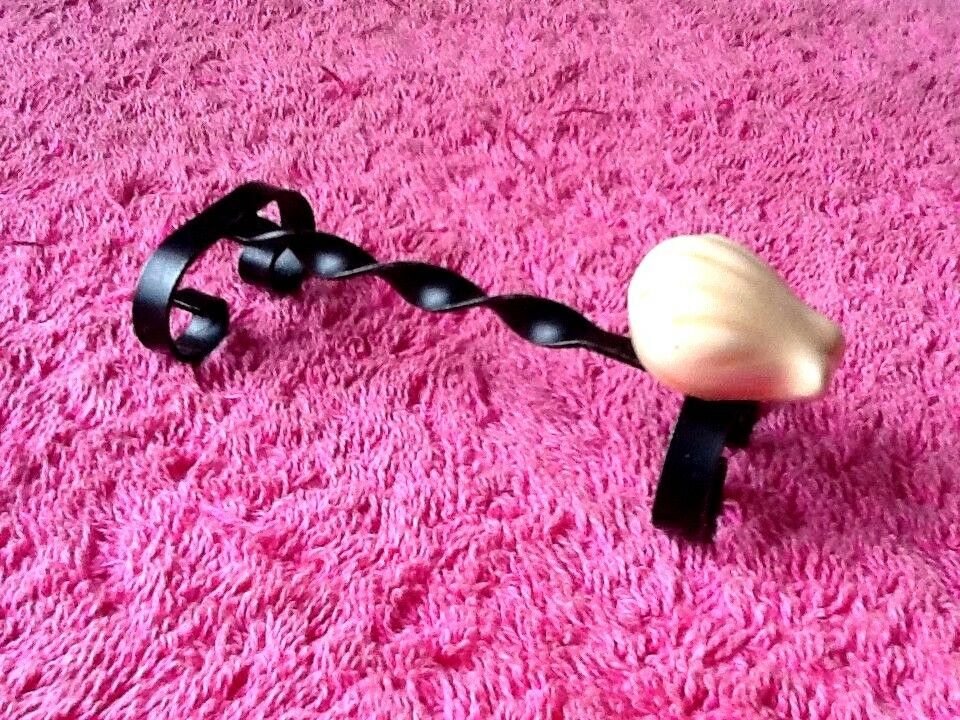 6 knife holders shells ceramic 1950