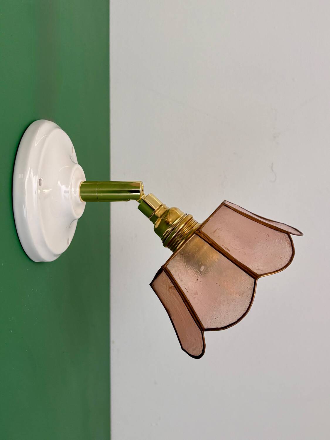 Vintage mother-of-pearl and brass wall lamp with lampshade
