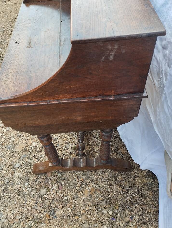 Victorian oak graduated desk – circa 1890-1910.