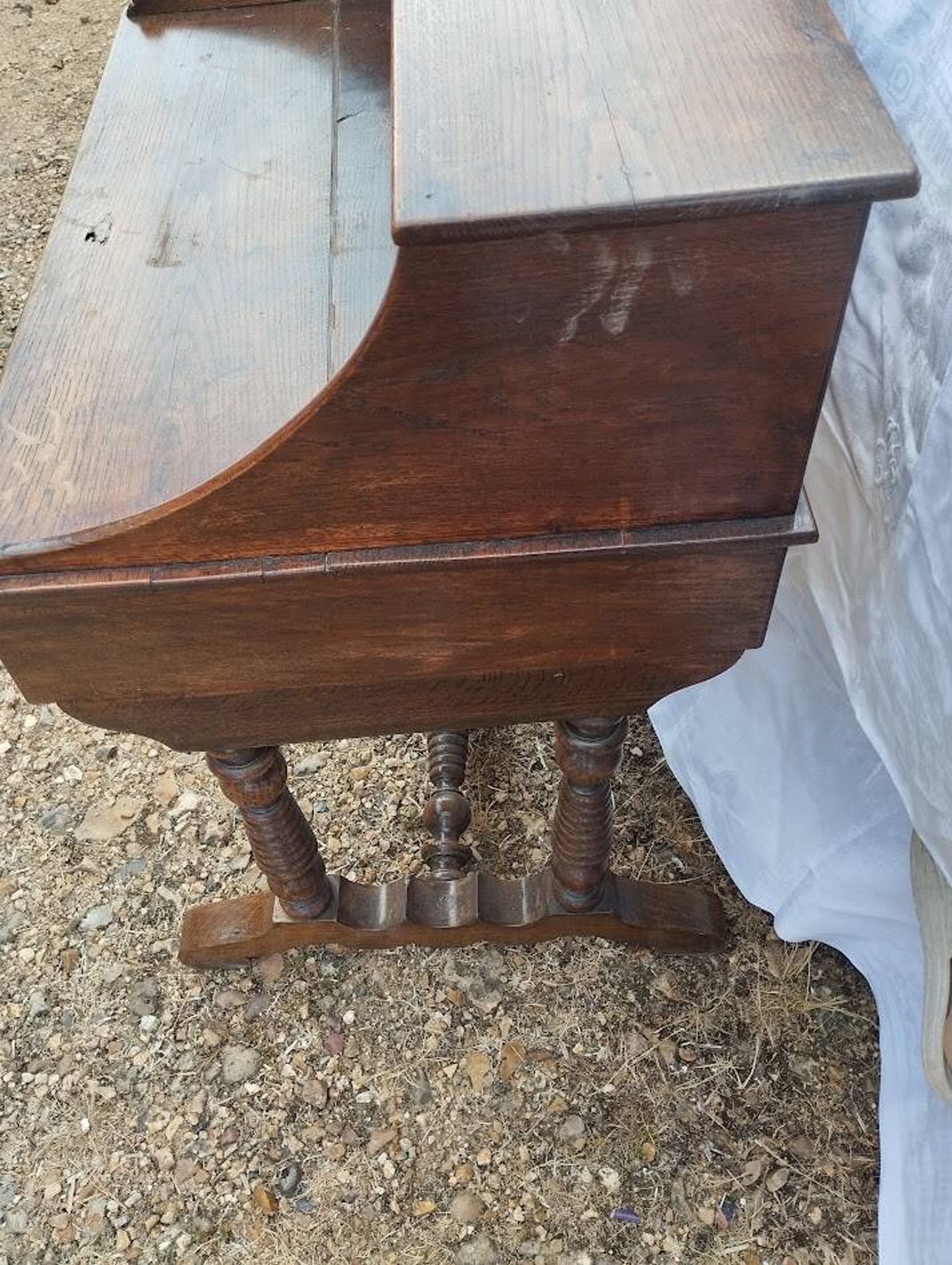 Victorian oak graduated desk – circa 1890-1910.