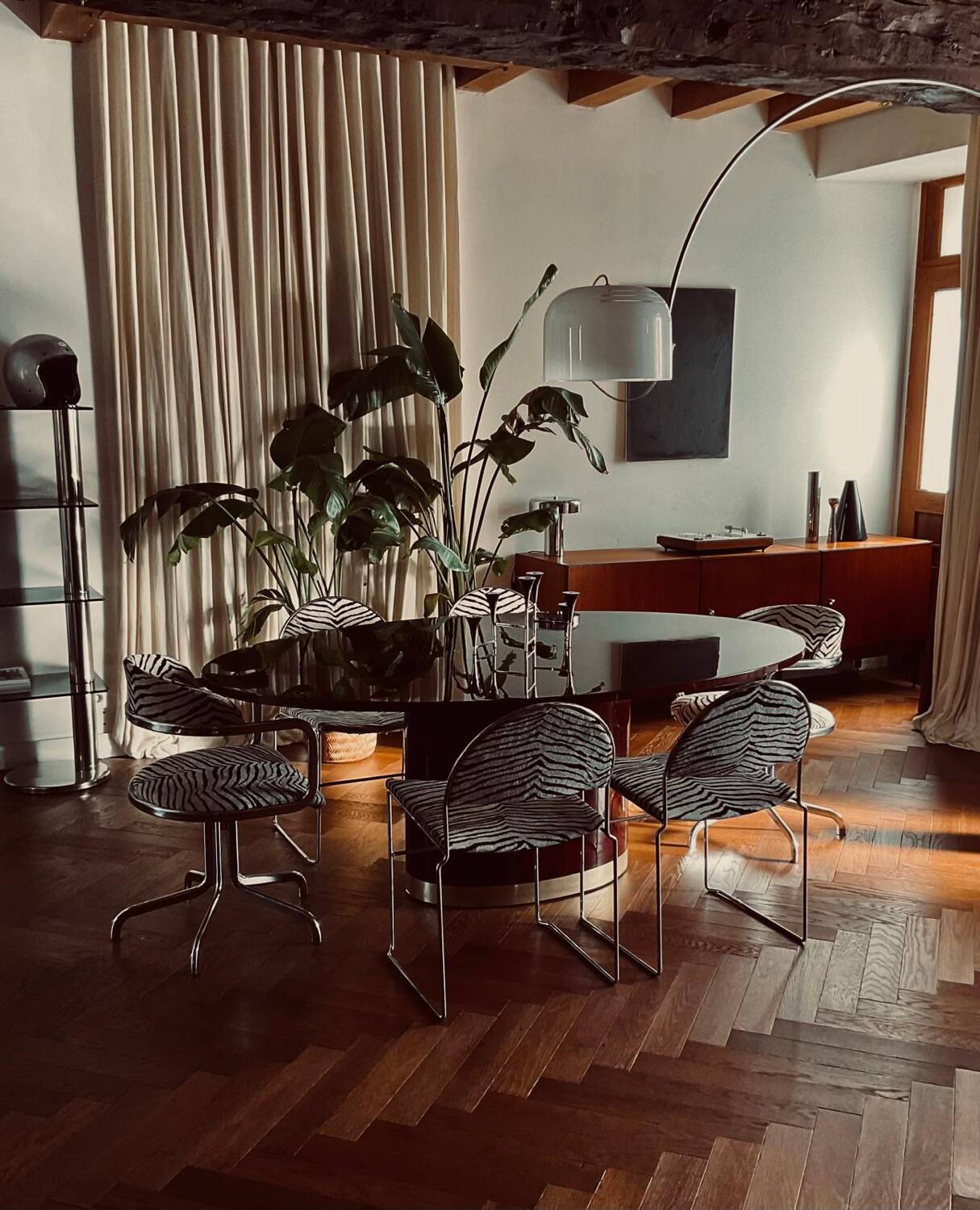 Vintage dining table by Jean-Claude Mahey for Roche Bobois – 1970s