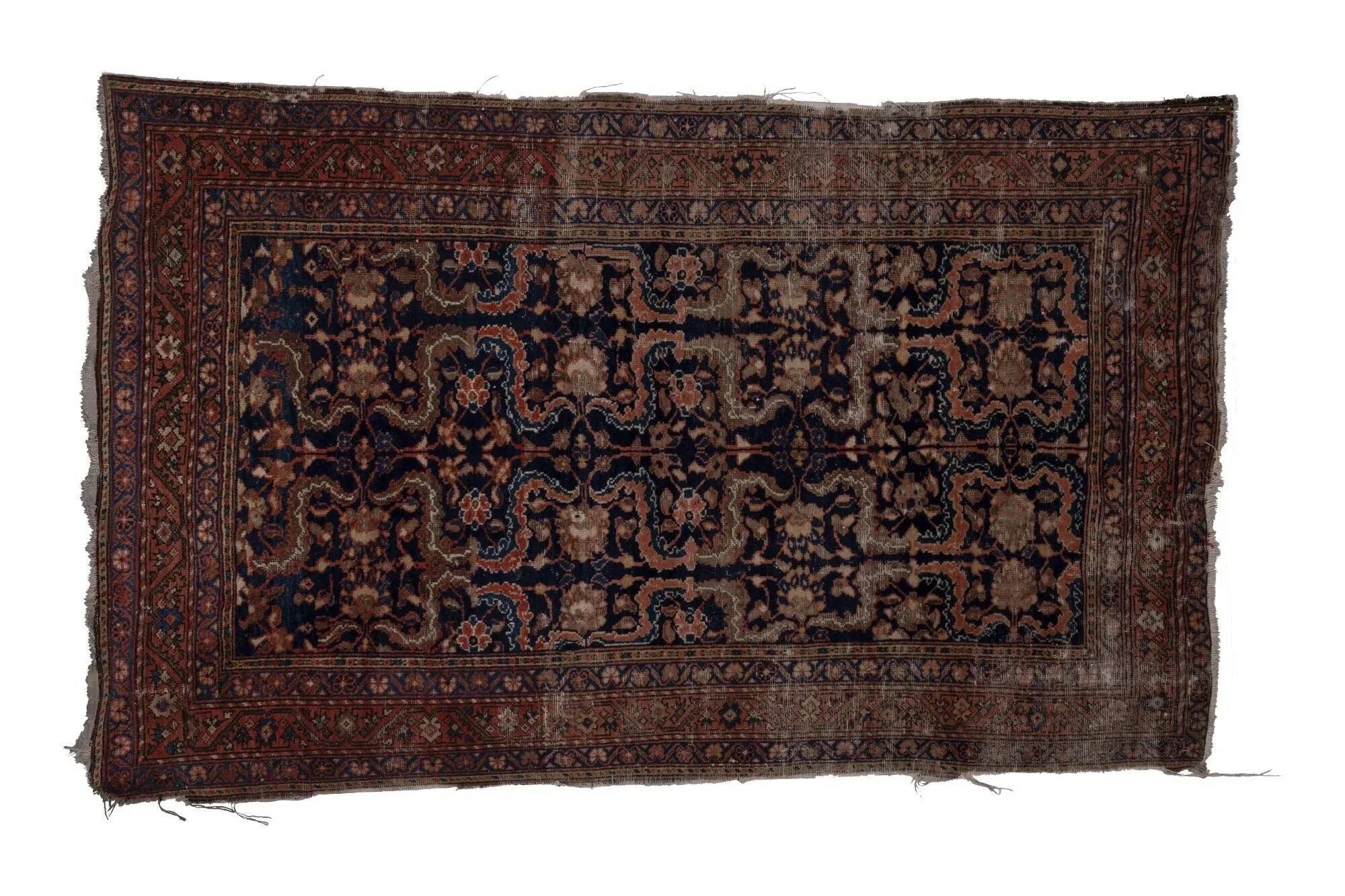 Vintage Turkish rug handmade 126x196 cm