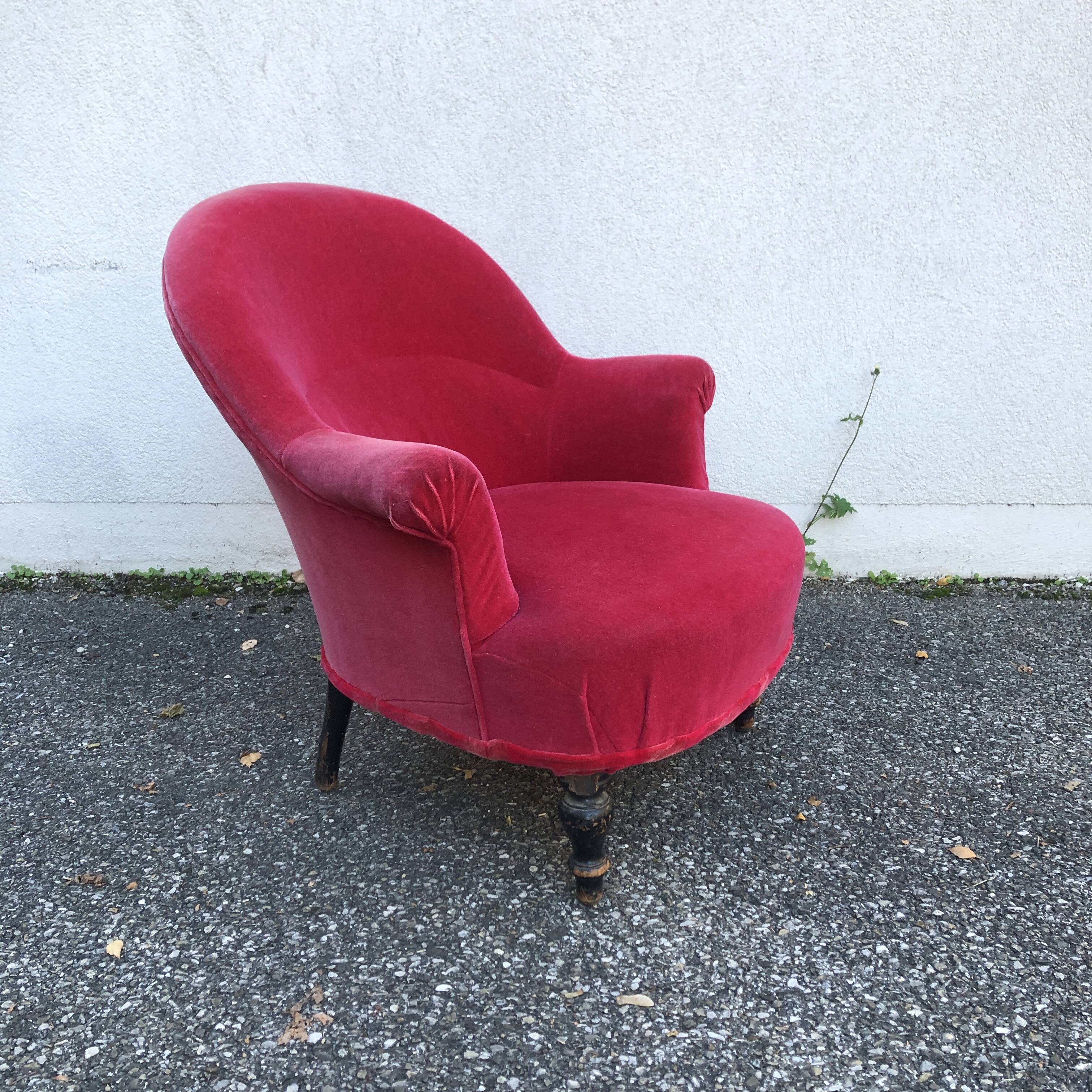 Toad chair
