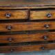 Commode antique anglaise robuste en acajou avec 5 tiroirs du milieu du 19ème siècle
