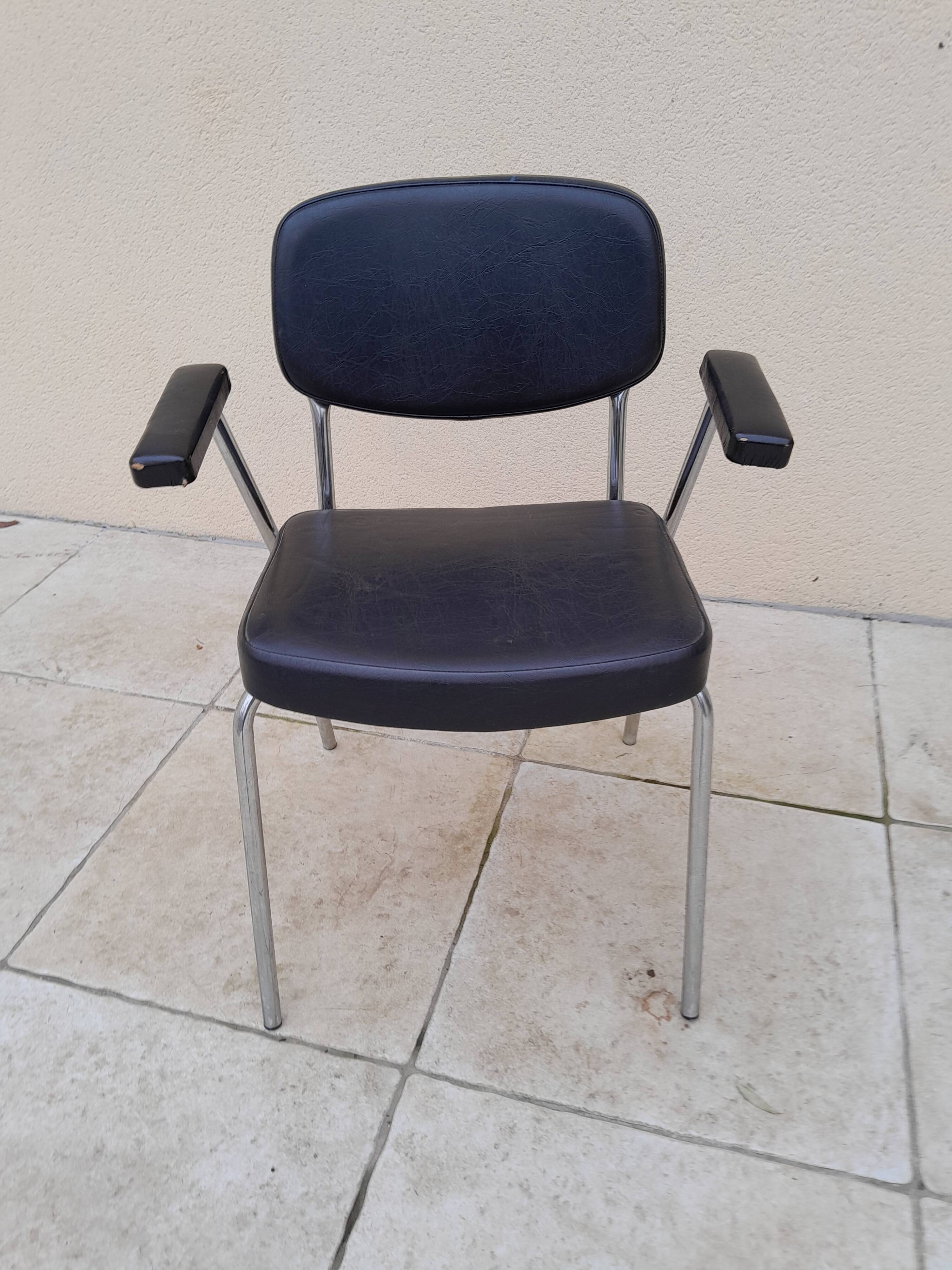 Vintage Italian design office chair