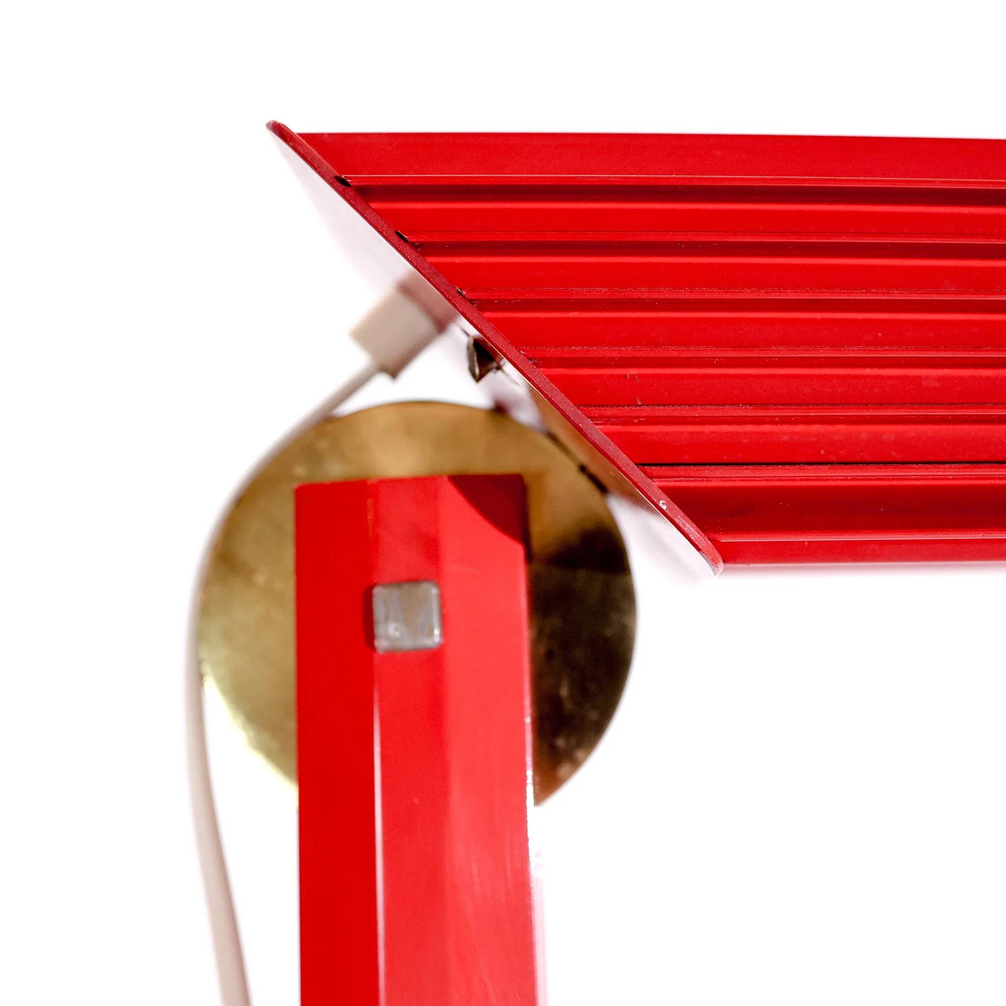Lampadaire rouge vif, années 1980