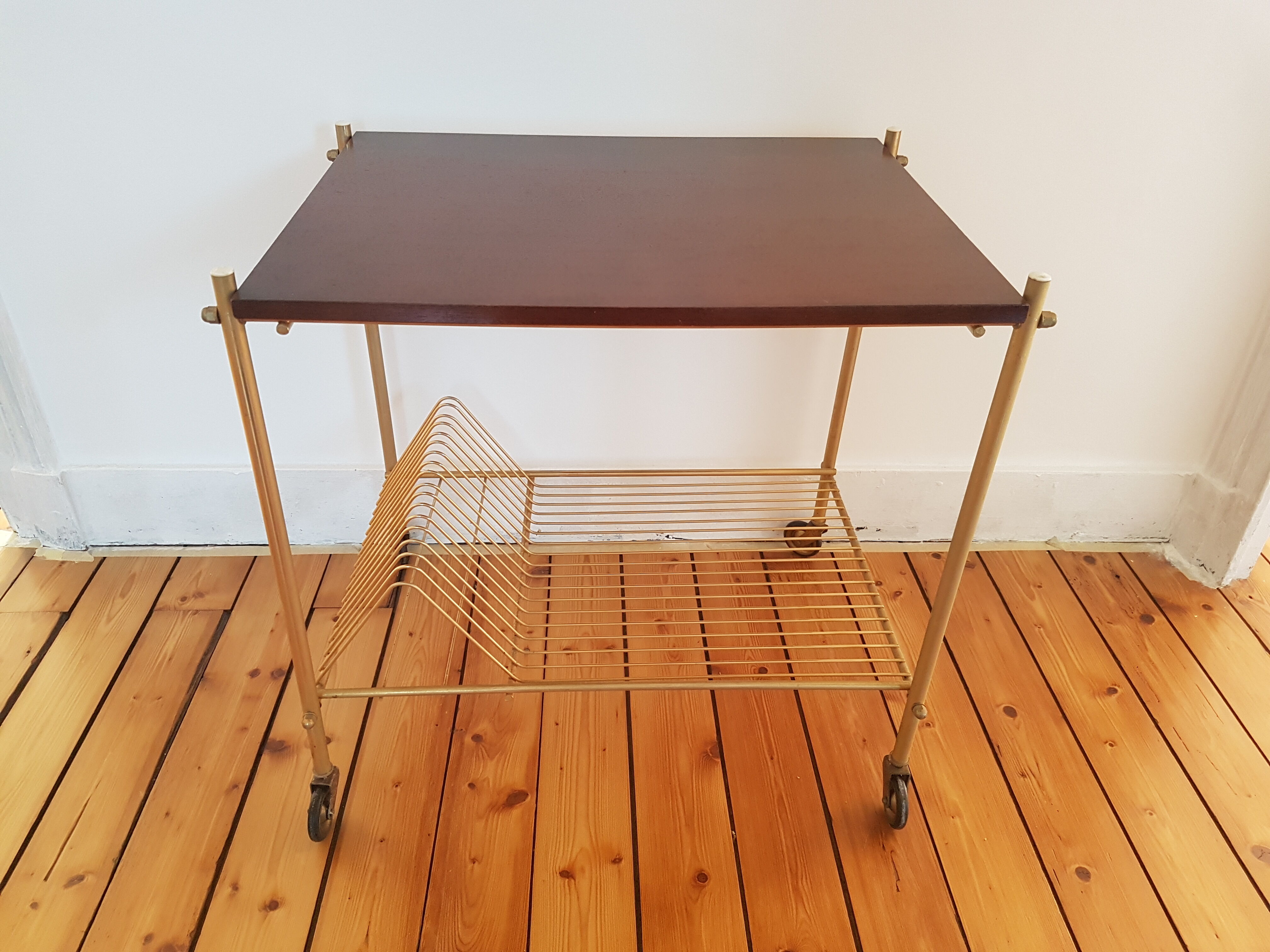 Vinyl door booster table