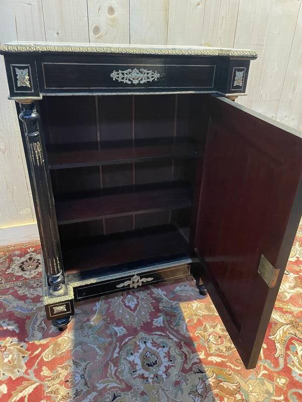 Napoleon III high-height furniture