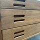Bureau Scandinave midcentury à caisson et finition acajou