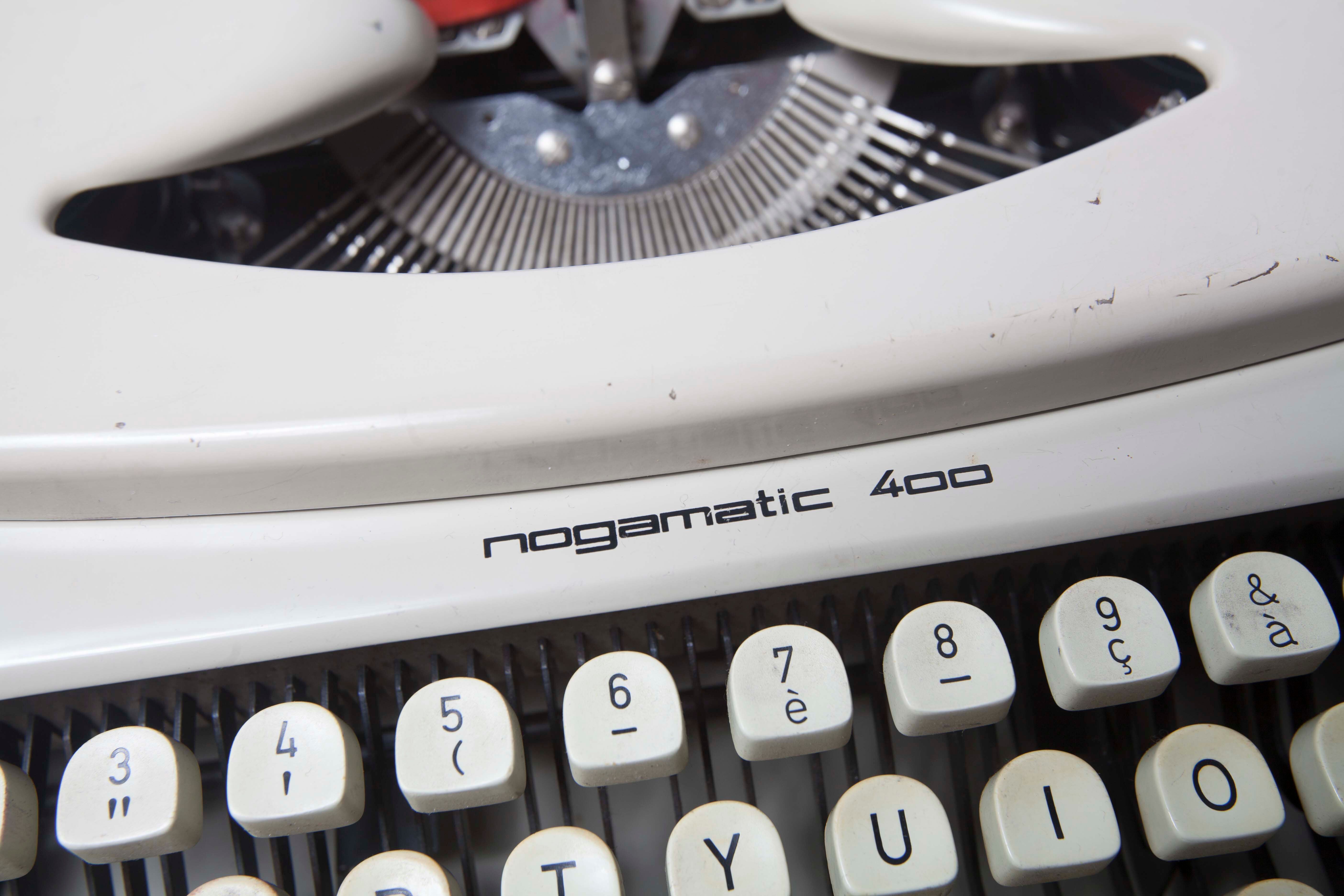 Nogamatic 400 1960 typewriter